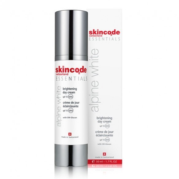 Skincode Essentials Alpine White Posvjetljujuća dnevna krema SPF 15