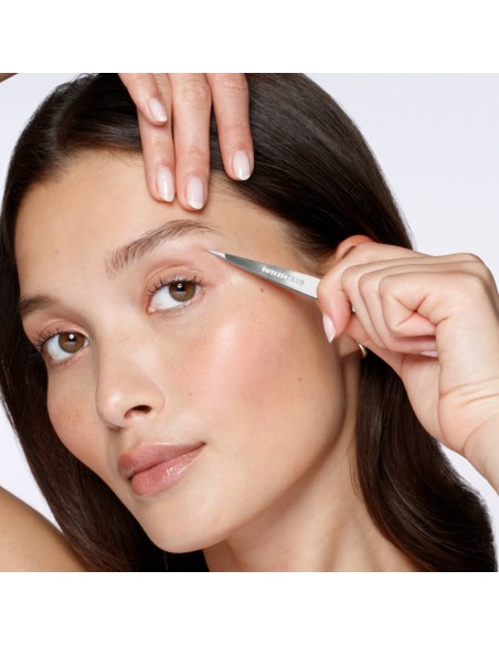 Tweezerman Point Tweezer Classic pinceta sa špicastim vrhom Tweezerman Point Tweezer Classic pinceta sa špicastim vrhom