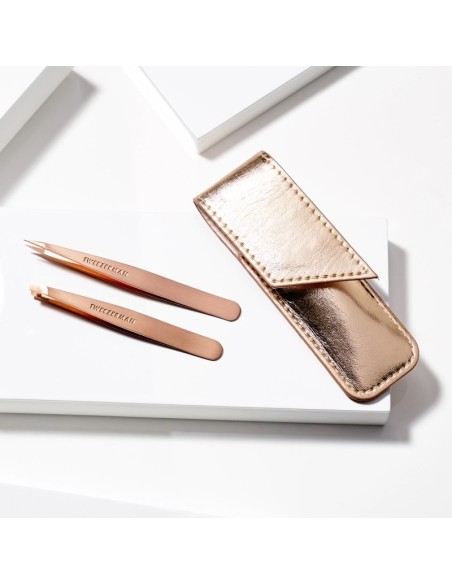 Tweezerman Rose Gold Petite Tweeze Set mikro mini pinceta Rose gold  (kosi i špicasti vrh) Tweezerman Rose Gold Petite Tweeze Set mikro mini pinceta Rose gold  (kosi i špicasti vrh)