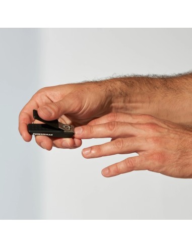 Tweezerman Precision Grip Fingernail Clipper Grickalica za nokte Tweezerman Precision Grip Fingernail Clipper Grickalica za nokte