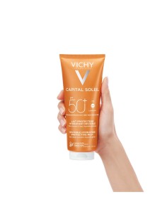 Vichy Capital Soleil Hidratantno mlijeko za zaštitu od sunca za lice i tijelo SPF50+ Obiteljsko pakiranje 2