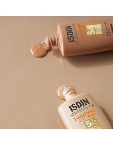 ISDIN Fotoprotector Fusion Water Color Light SPF 50 krema ISDIN Fotoprotector Fusion Water Color Light SPF 50 krema
