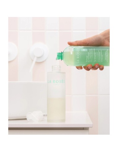 La Rosee punjiva prazna staklena boca