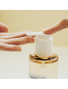 Skin1004 Mad. Cent. Light Cleansing Oil 2